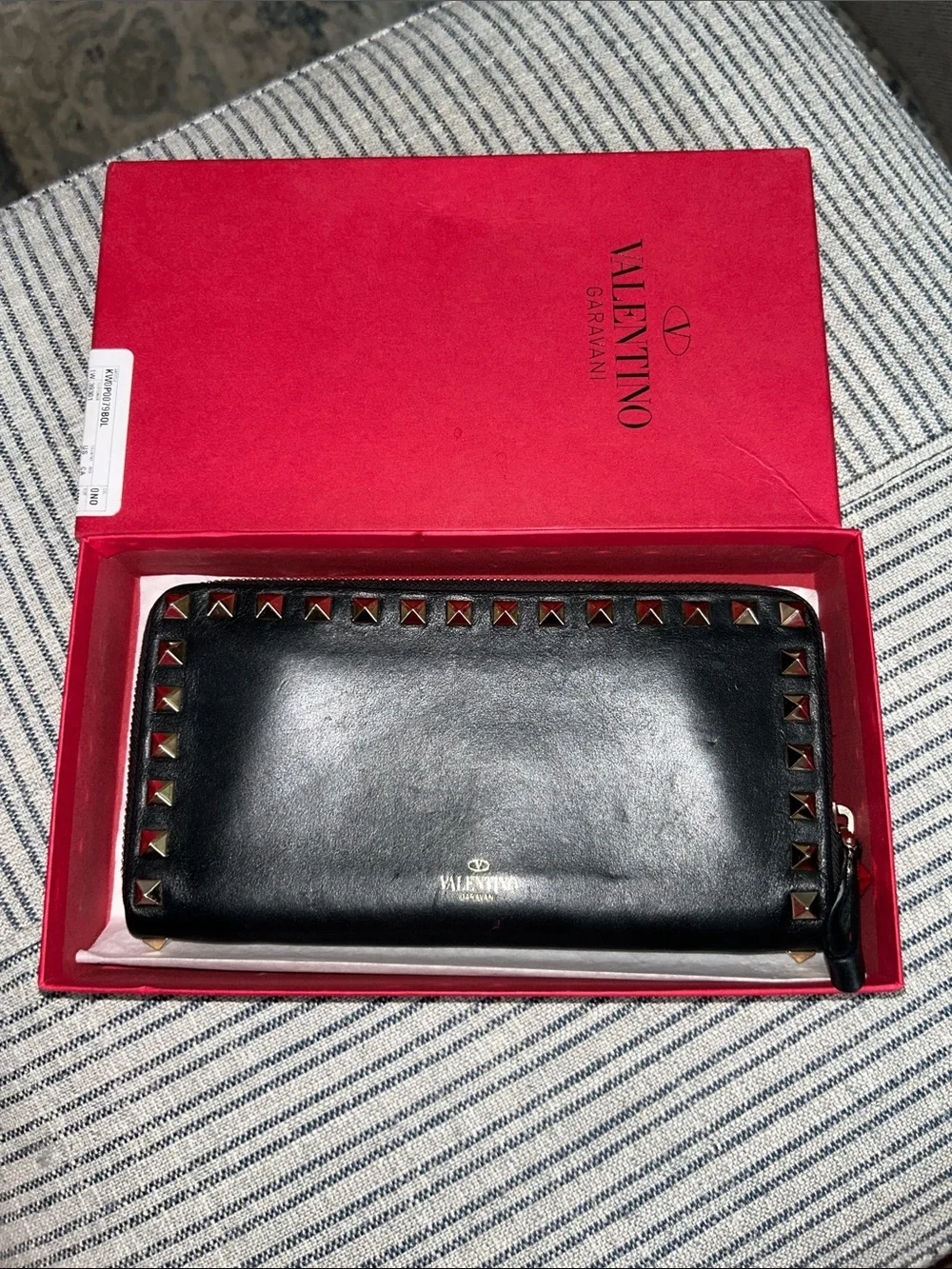 Valentino Garavani Black Leather Rockstud Zip Wallet with Gold Hardware